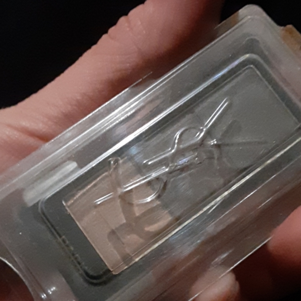 YSL💎Brow Powder! - Picture 7 of 8